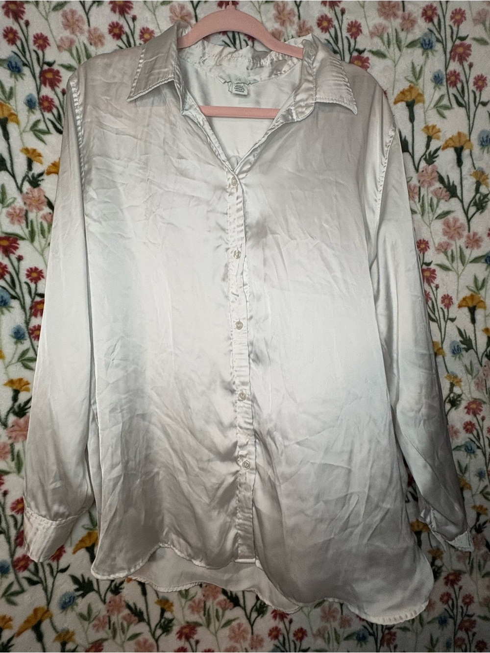H&M White Satin Button-Up Blouse